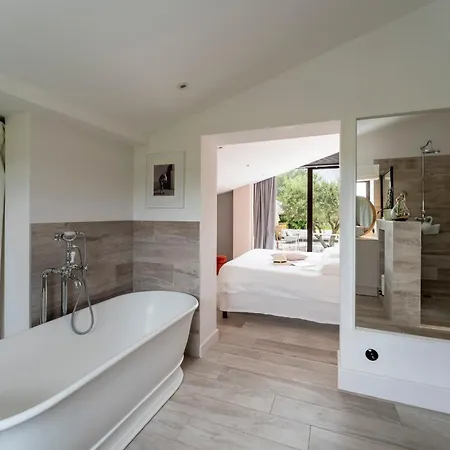 Le Cabanon De Modene